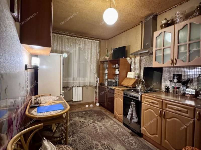 трёхкомнатная квартира на улице Строкина дом 19