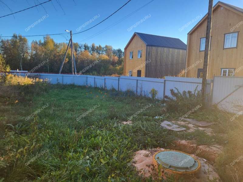 дом на СНТ Комарово