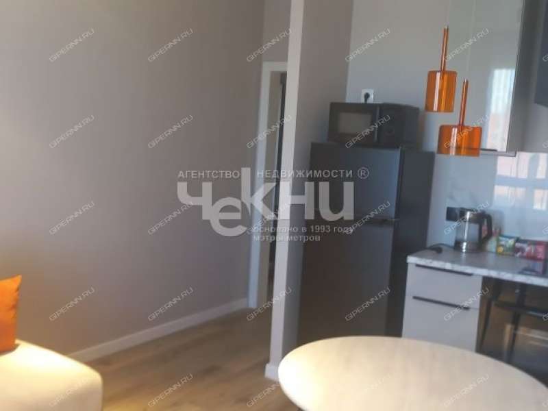 однокомнатная квартира на улице Родионова дом 19