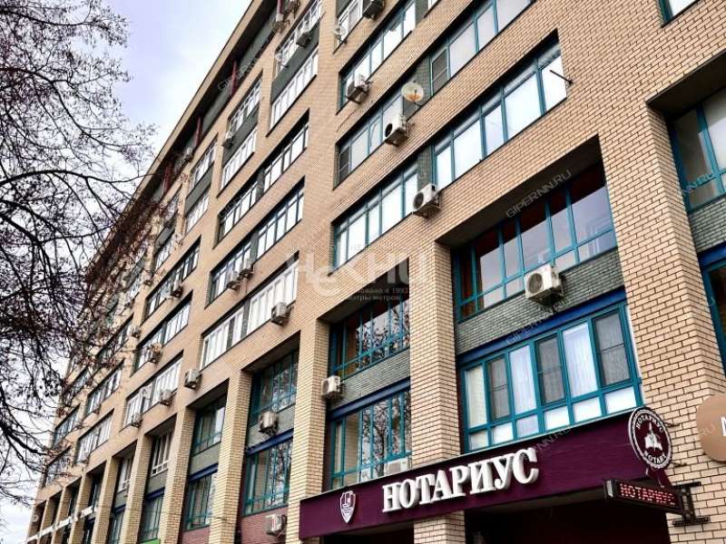 трёхкомнатная квартира на улице Коминтерна дом 139