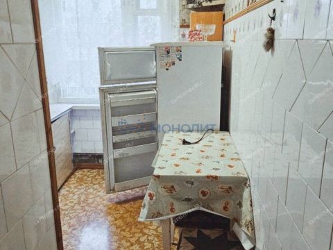 2-komnatnaya-prosp-busygina-d-30 фото