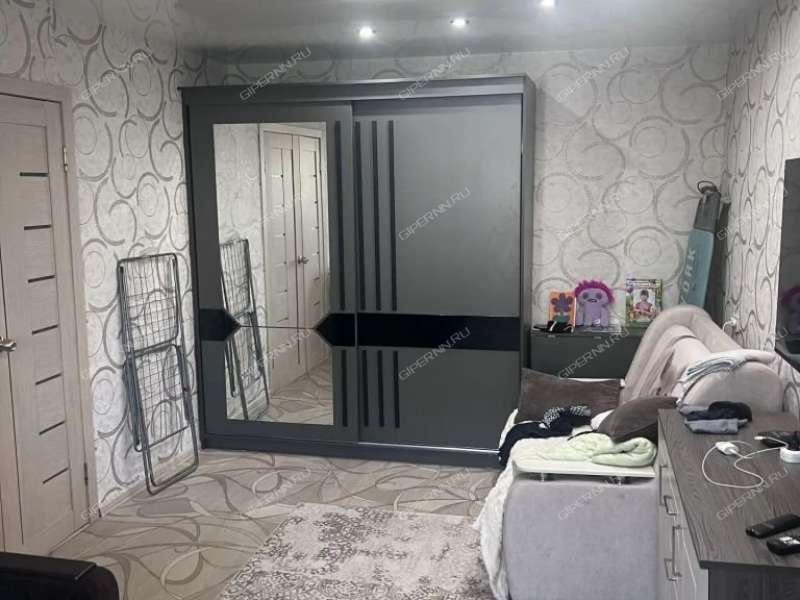 двухкомнатная квартира на улице Лескова дом 21А