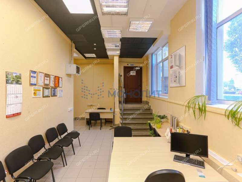 помещение под офис, торговую площадь на Большой Покровской улице