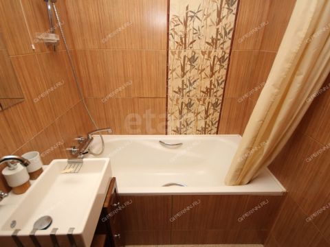 3-komnatnaya-ul-sazanova-d-13 фото