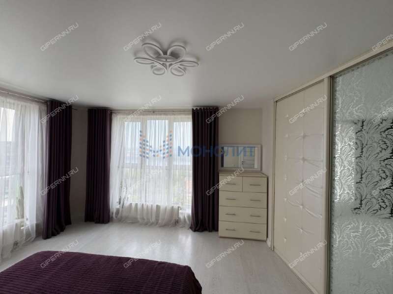 трёхкомнатная квартира на улице Родионова дом 192 к3