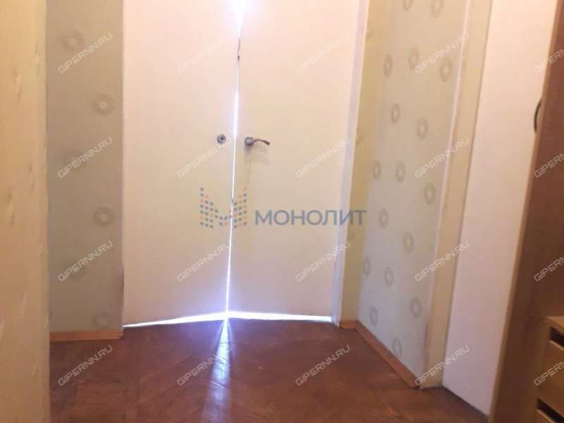 трёхкомнатная квартира на проспекте Гагарина дом 110Б