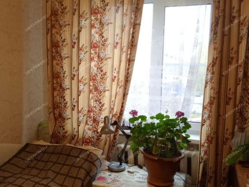 трёхкомнатная квартира в посёлке Мостоотряд дом 27