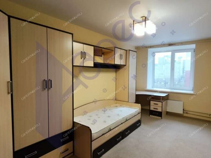 трёхкомнатная квартира на улице Родионова дом 193 к3