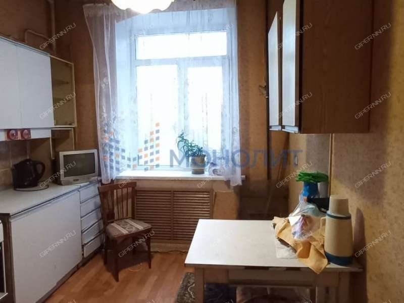 трёхкомнатная квартира на улице Героя Советского Союза Поющева дом 11