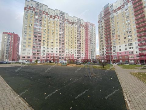 2-komnatnaya-b-r-60-letiya-oktyabrya-d-23-k1 фото