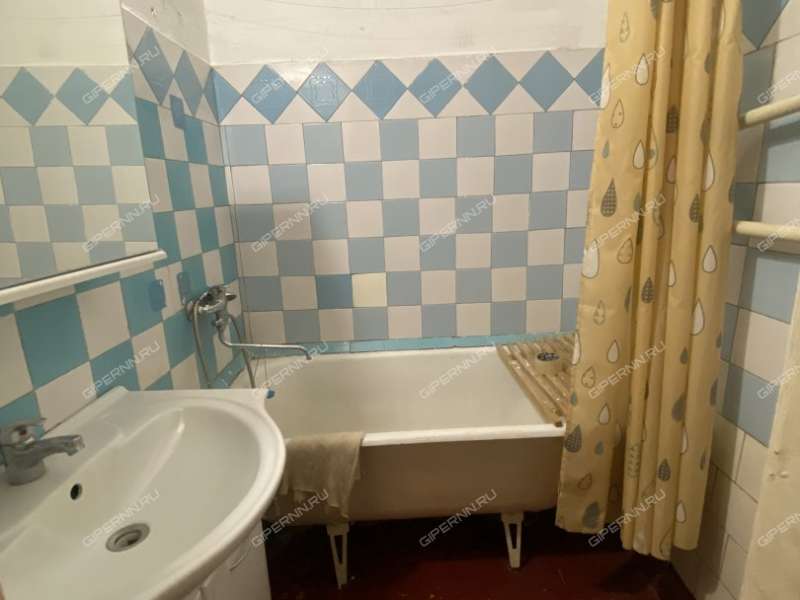 двухкомнатная квартира на улице Мельникова дом 30