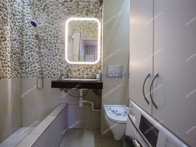 трёхкомнатная квартира в Парниковом переулке дом 8