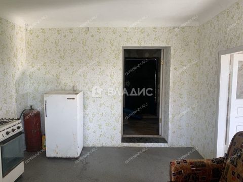 dom-derevnya-kuzhutki-dalnekonstantinovskiy-rayon фото