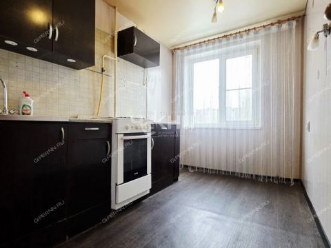 3-komnatnaya-ul-golubeva-d-6-k1 фото