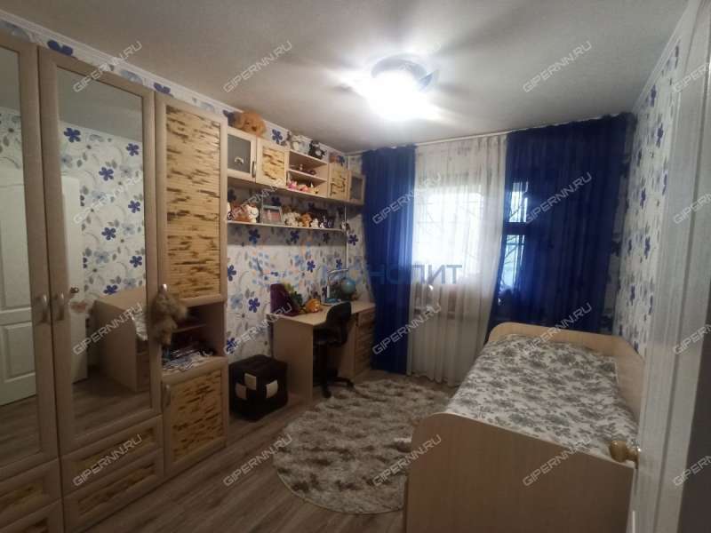 четырёхкомнатная квартира на улице Карла Маркса дом 24