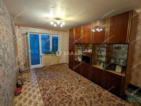 2-komnatnaya-ul-germana-lopatina-d-14 фото