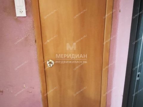 4-komnatnaya-ul-volzhskaya-d-40 фото