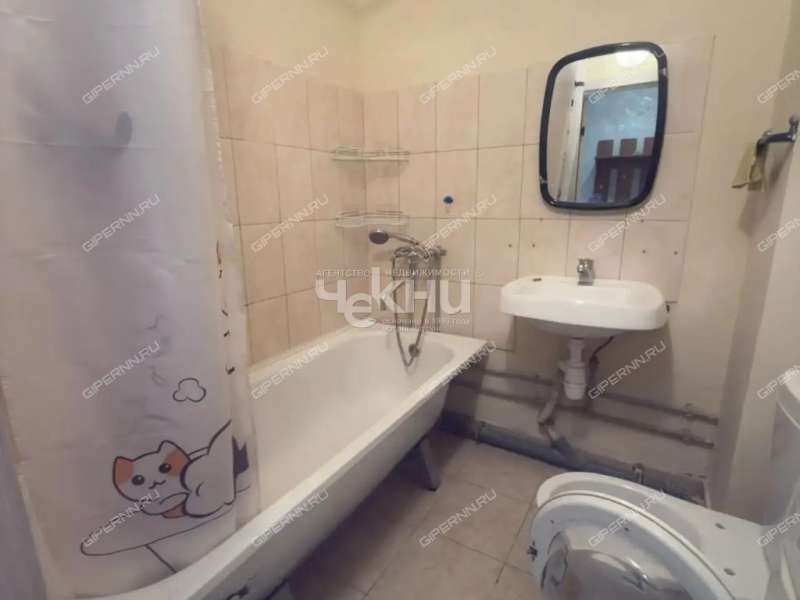 однокомнатная квартира на улице Движенцев дом 34