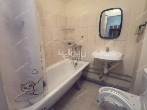 1-komnatnaya-ul-dvizhencev-d-34 фото