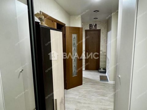 3-komnatnaya-ul-osharskaya-d-98 фото