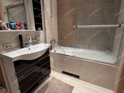 2-komnatnaya-b-r-akademika-koroleva-d-10 фото
