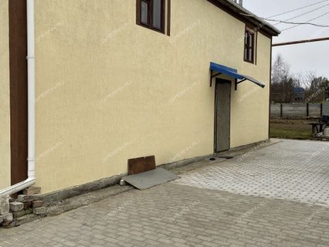 taunhaus-shkolnaya фото