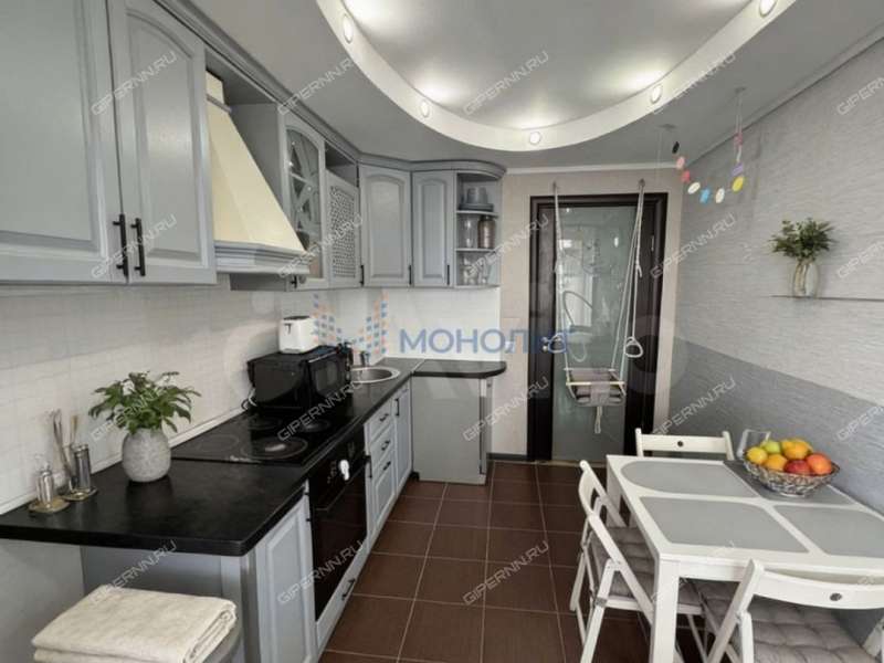 однокомнатная квартира на Вятской улице дом 9