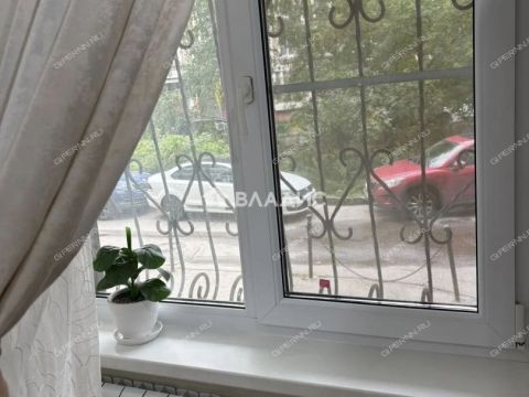 1-komnatnaya-nab-volzhskaya-d-10v фото