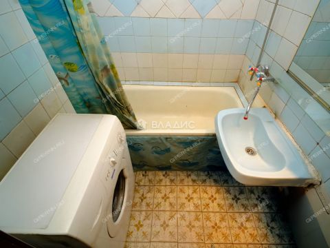 3-komnatnaya-ul-monchegorskaya-d-16ak2 фото