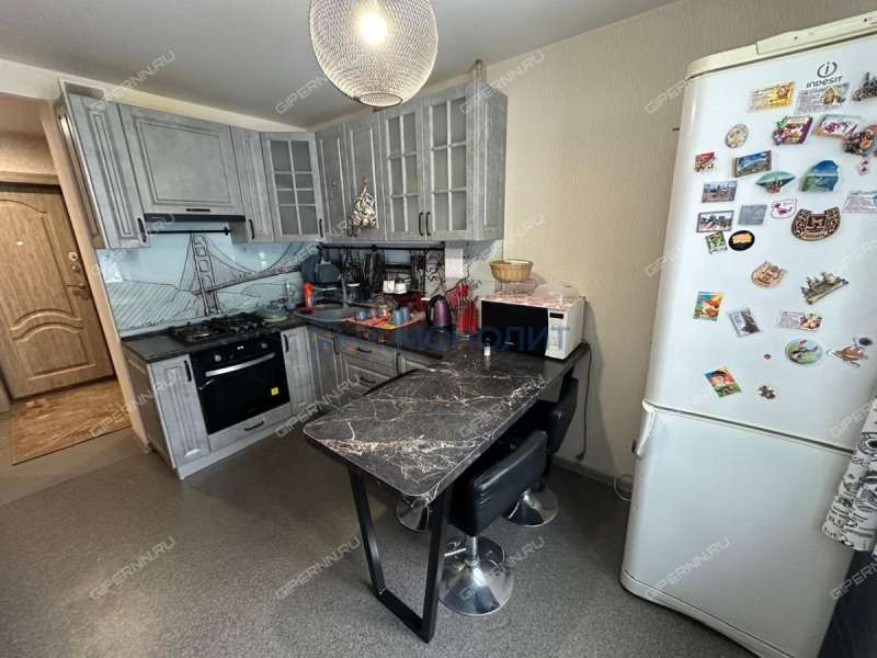 трёхкомнатная квартира на улице Героя Советского Союза Усилова дом 2 к3