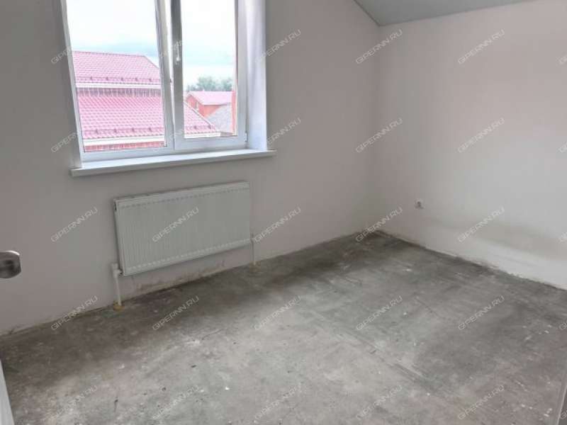 дом на  деревня Крутая