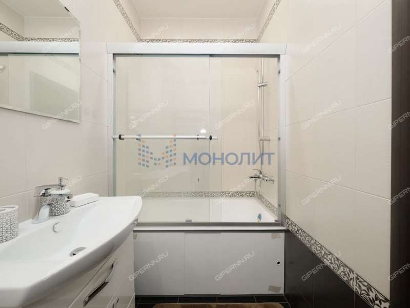 двухкомнатная квартира на улице Родионова дом 43