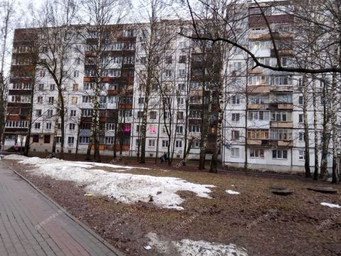 2-komnatnaya-prosp-gagarina-d-198 фото