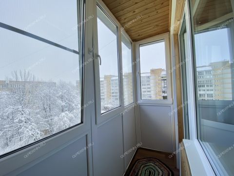 3-komnatnaya-ul-tropinina-d-6 фото