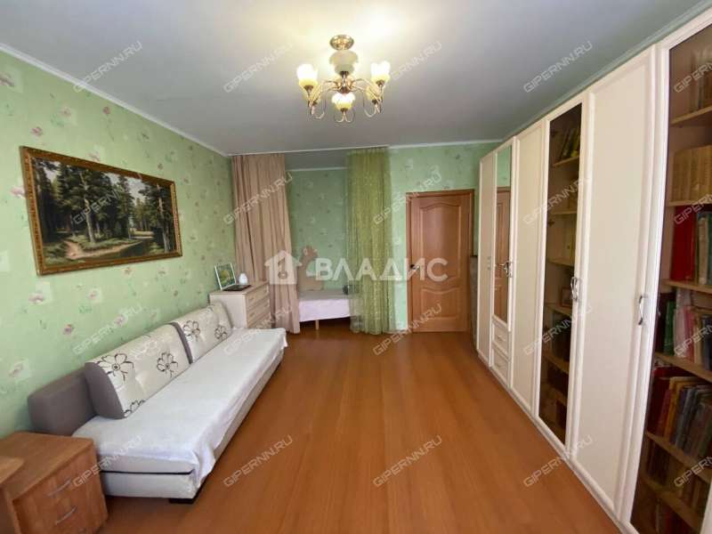 трёхкомнатная квартира на Казанском шоссе дом 16