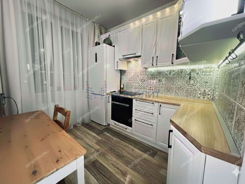 однокомнатная квартира на улице Июльских Дней дом 1 к2