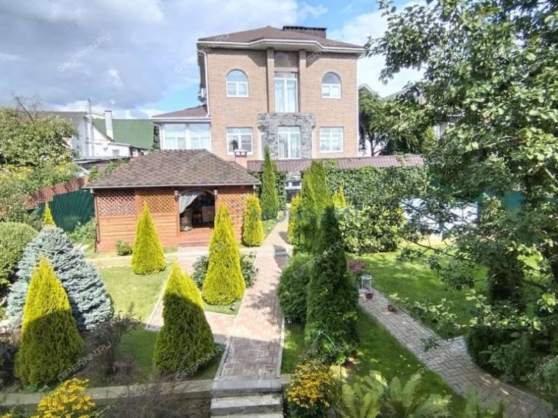 коттедж на улице Покровского