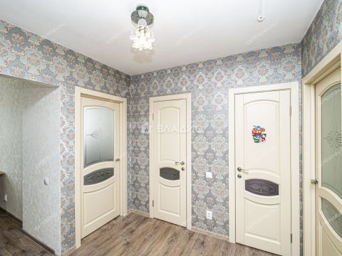 2-komnatnaya-ul-romantikov-d-1 фото