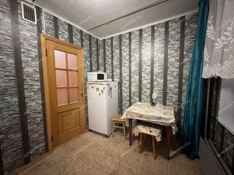 1-komnatnaya-ul-germana-lopatina-d-9a фото