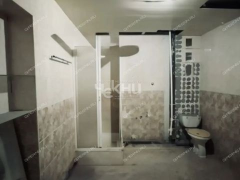 5-komnatnaya-ul-rodionova-d-180-k-1 фото
