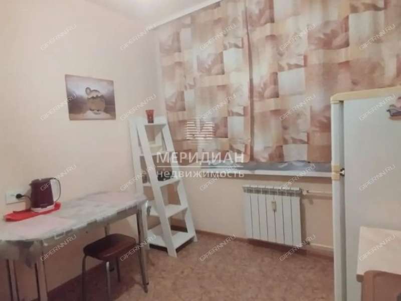 однокомнатная квартира на Бурнаковской улице дом 61