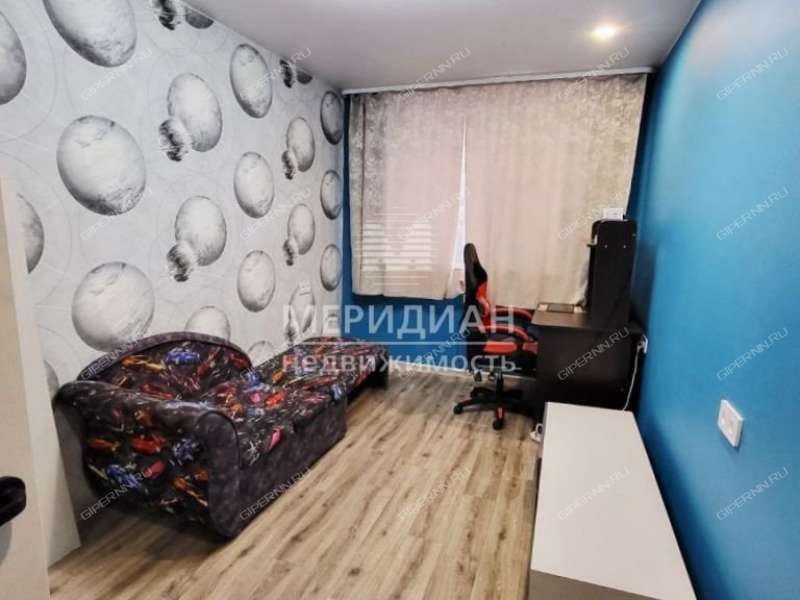 трёхкомнатная квартира на улице Ивана Чугурина дом 1