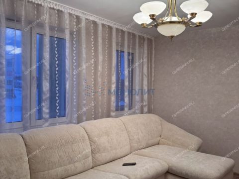 2-komnatnaya-ul-romantikov-d-11 фото