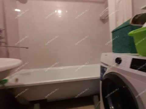 1-komnatnaya-ul-marshala-golovanova-d-17 фото