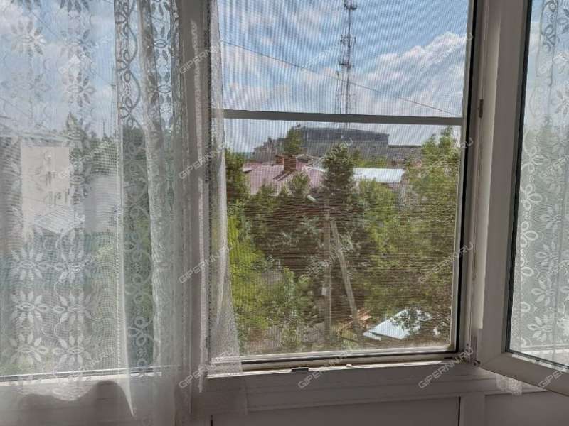 трёхкомнатная квартира на улице 1 Мая дом 8 город Семёнов
