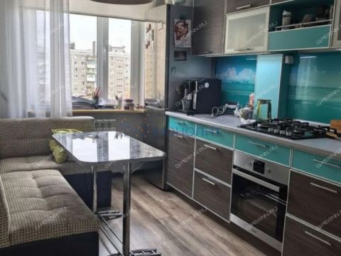 3-komnatnaya-nab-volzhskaya-d-7 фото