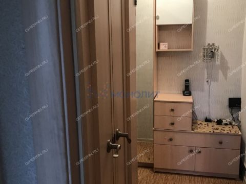 2-komnatnaya-ul-melnikova-pecherskogo-d-9 фото