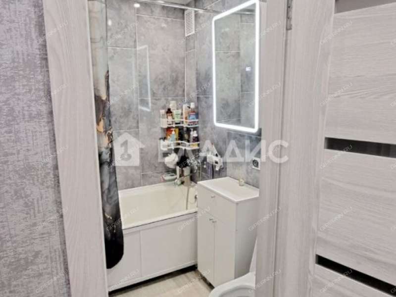 двухкомнатная квартира на улице Героя Самочкина дом 11