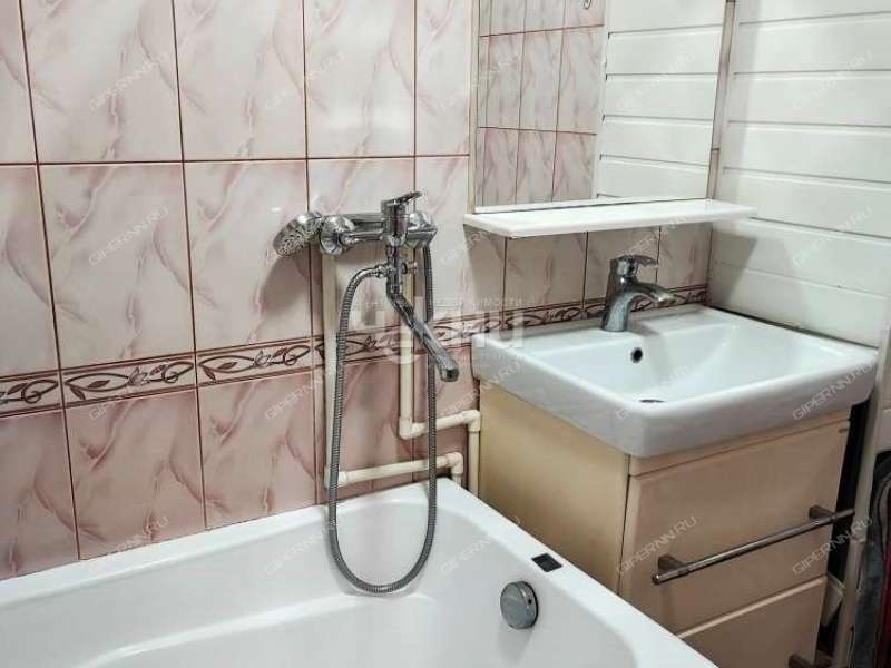 трёхкомнатная квартира на Ковалихинской улице дом 77
