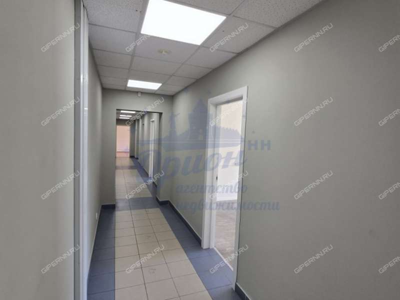 помещение под помещение свободного назначения на улице Максима Горького